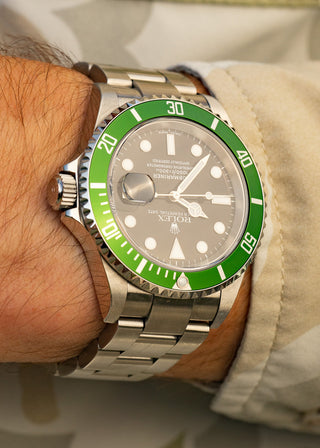 Rolex Anniversary Submariner 16610LV "Kermit" - Full Collector Set - *Unpolished*