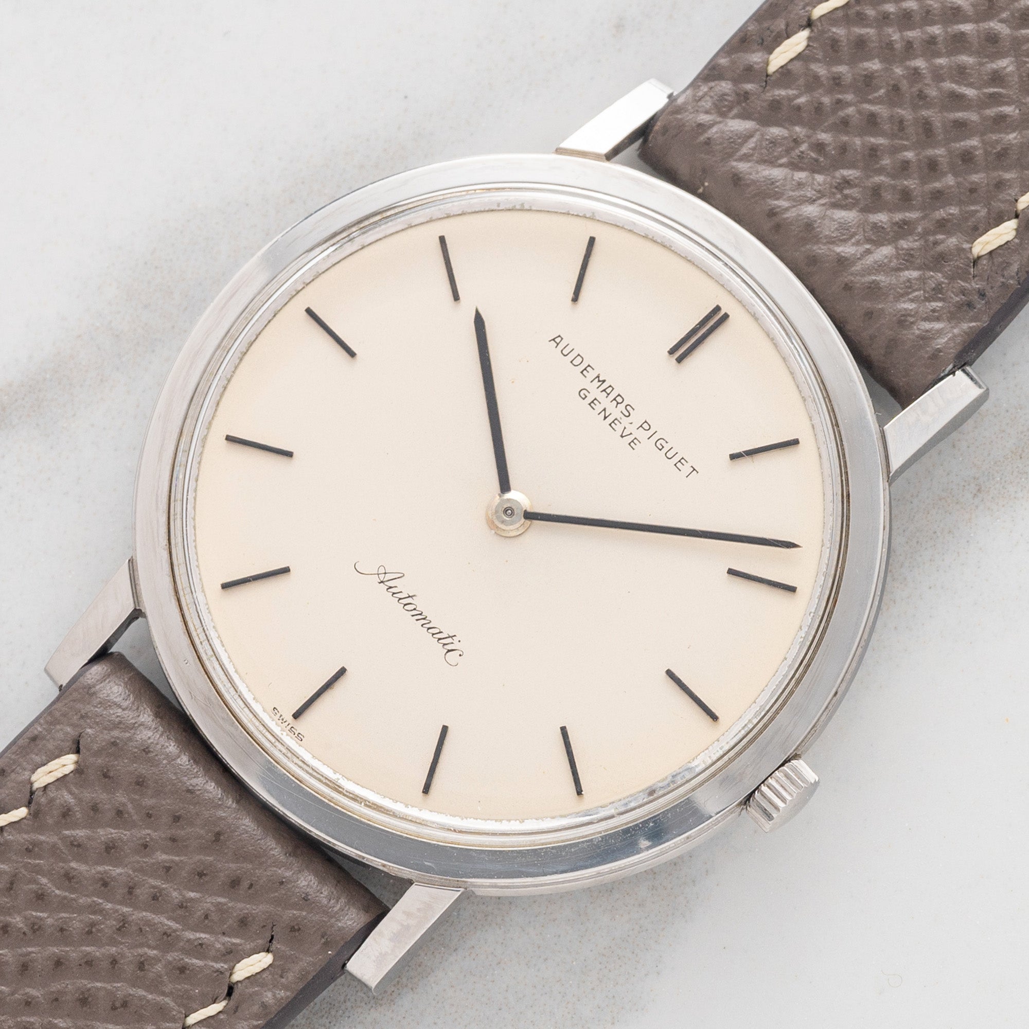 Audemars Piguet 5273 Automatic/Steel Calatrava - Very Rare/*Unpolished*