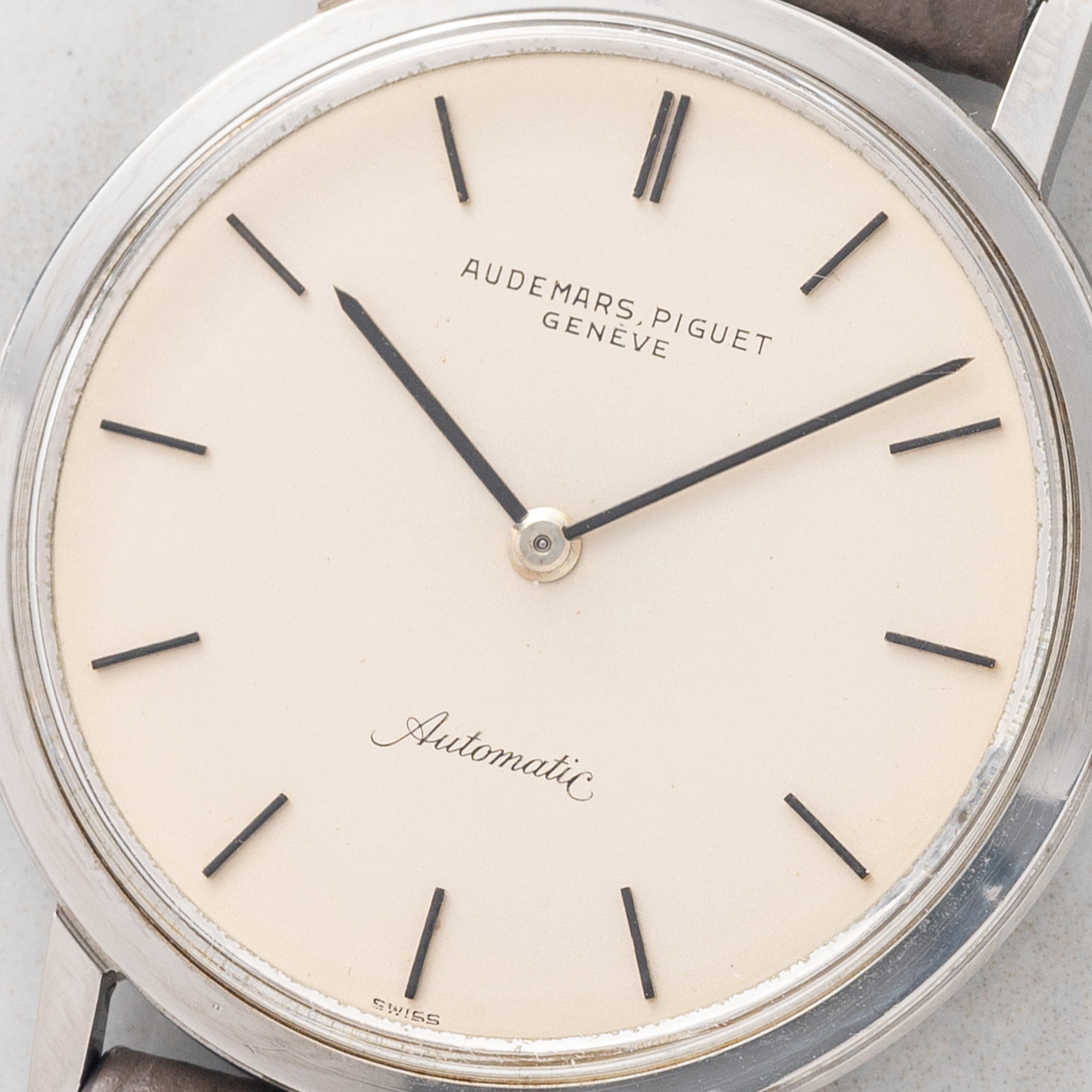 Audemars Piguet 5273 Automatic/Steel Calatrava - Very Rare/*Unpolished*