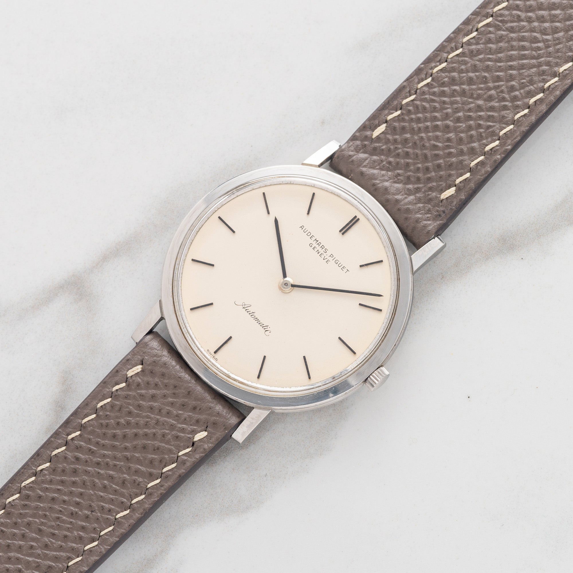 Audemars Piguet 5273 Automatic/Steel Calatrava - Very Rare/*Unpolished*