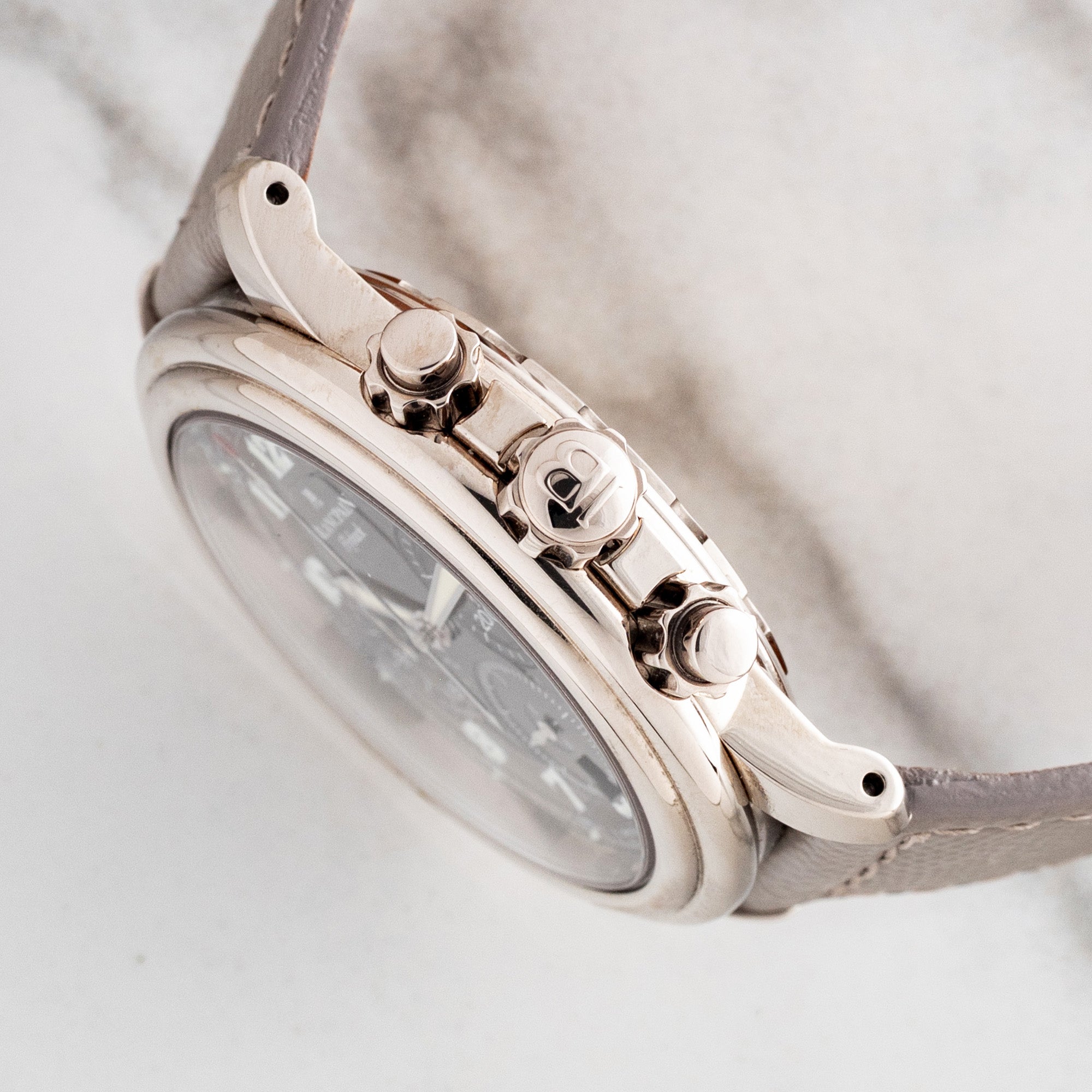 Blancpain Léman Flyback 2185F 18k White Gold Chronograph - Box - Rare/*Unpolished*