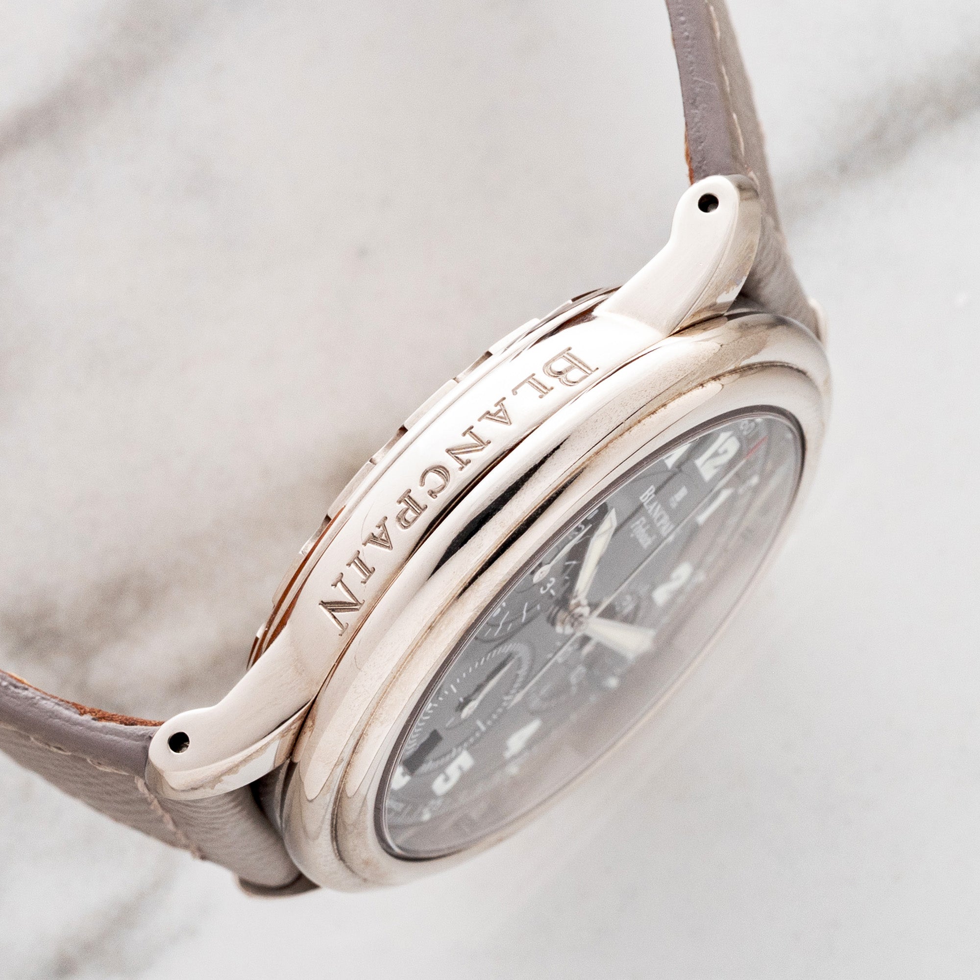 Blancpain Léman Flyback 2185F 18k White Gold Chronograph - Box - Rare/*Unpolished*