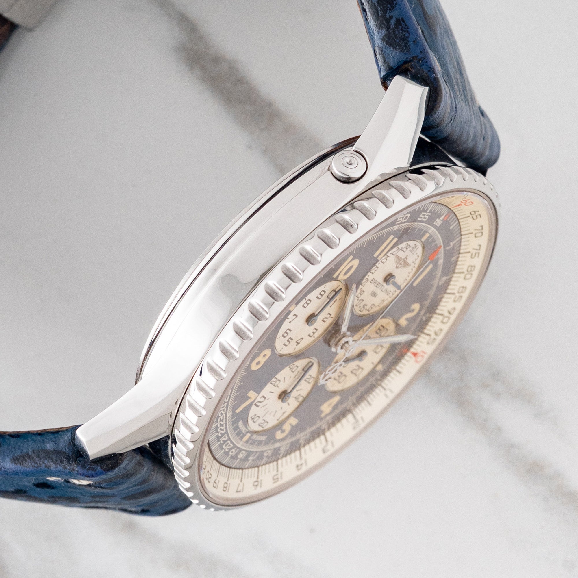 Breitling Airborne Chronograph A33030 - Box
