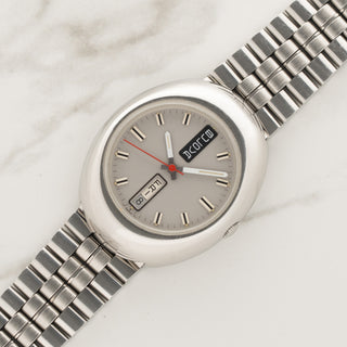 Bulova "Maxi Baignoire"