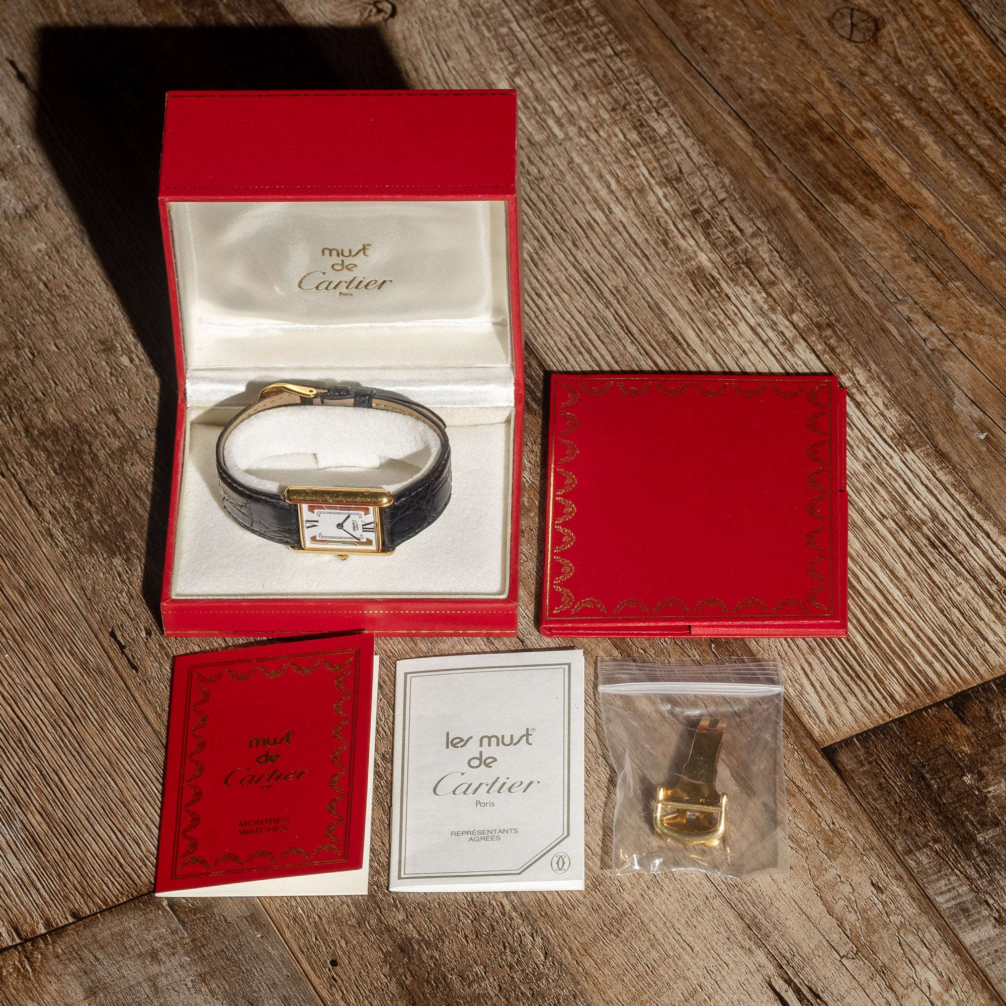 Cartier Must De Cartier w/"Trinity" Dial - Box & Booklets