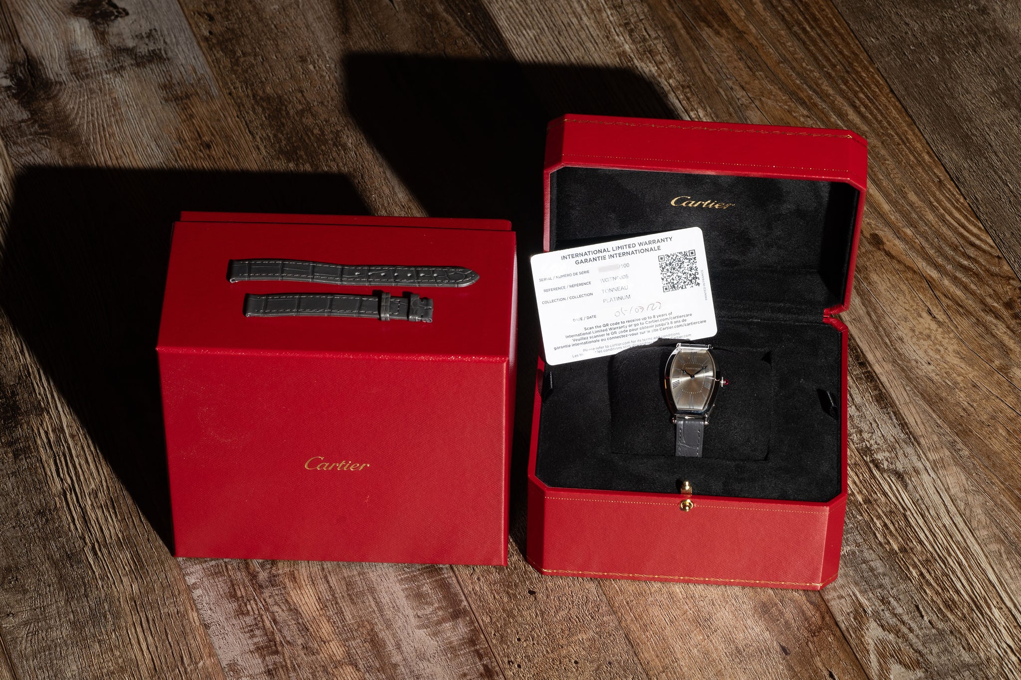 Cartier Tonneau Platinum Limited Edition (100 pieces) - Full Set/Mint