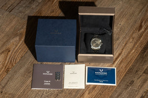 Minase Uruga 42 - Grey Dial - Full Set/Near Mint