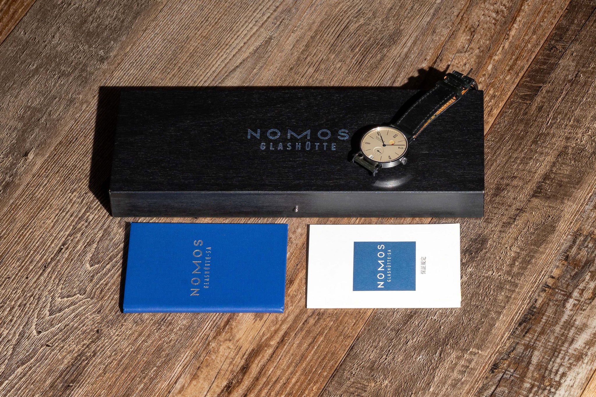 Nomos Tangente Power Reserve - Full Set