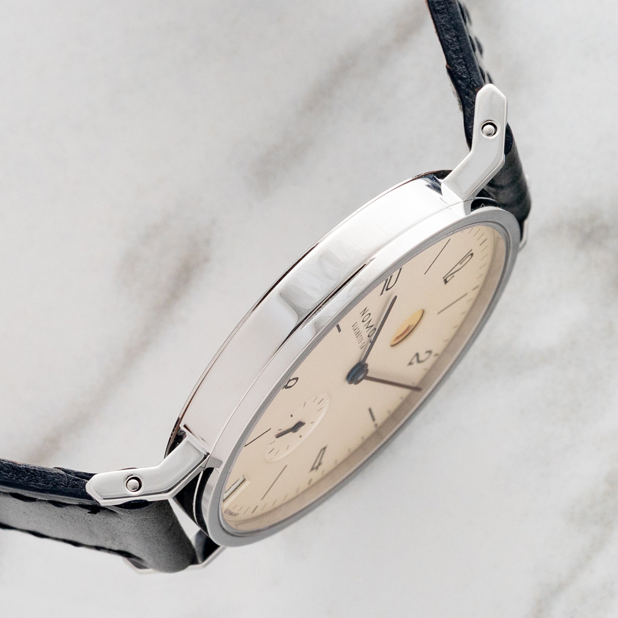 Nomos Tangente Power Reserve - Full Set