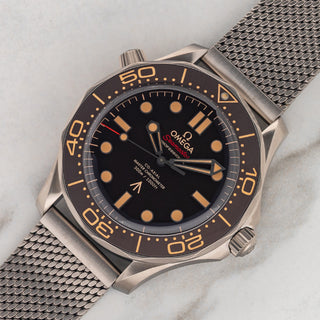 Omega Seamaster Diver 300M - James Bond No Time To Die - Full Set/Mint