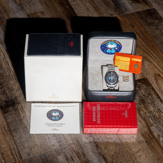 Omega Speedmaster Professional "Snoopy Eyes On The Stars" Limited Edition - Full Set/*Unpolished*