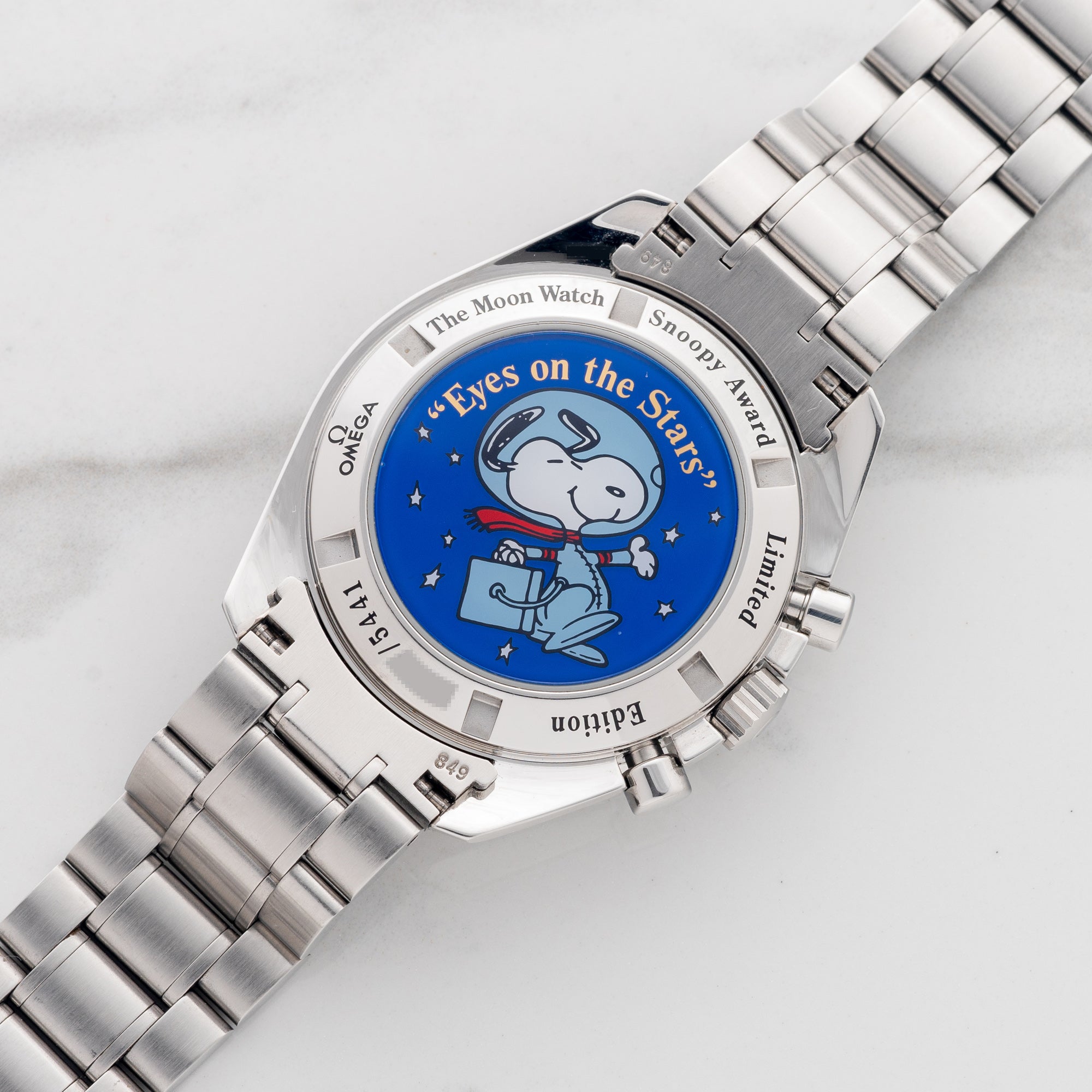 Omega speedmaster snoopy edition top