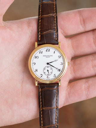 Patek Philippe Calatrava 5022R at Collectors Corner NY