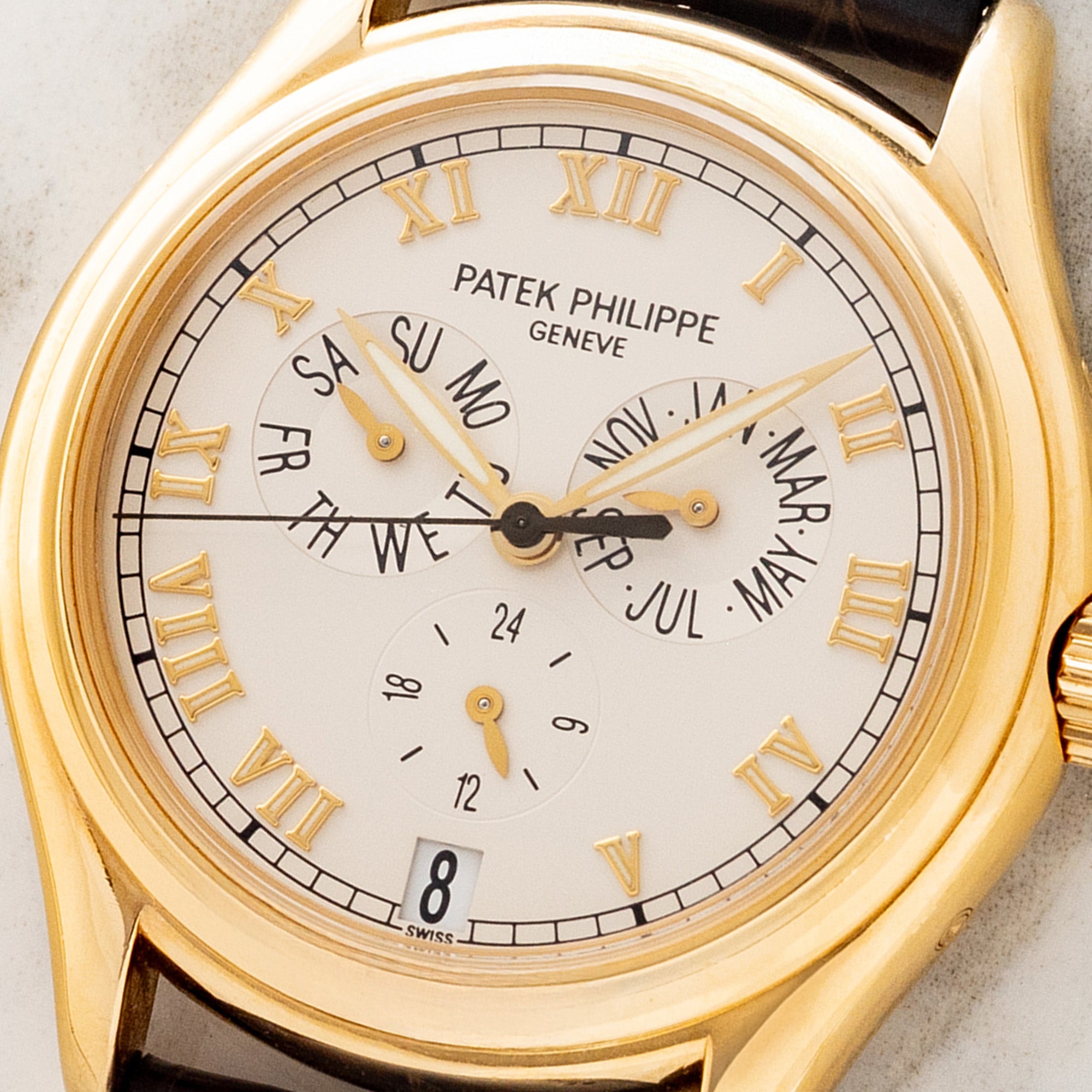 Patek Philippe Annual Calendar 5035J - Full Set/Original Papers