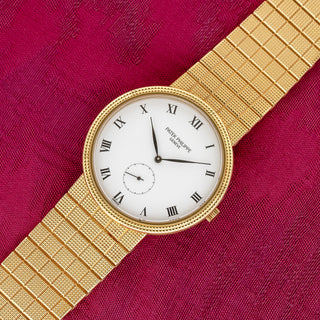 Patek Philippe Calatrava 3919/10J w/Hobnail Bracelet - *Unpolished*