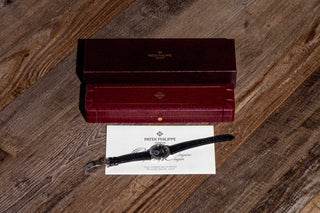 Patek Philippe Calatrava 5022P set including original leather box and open warranty certificate