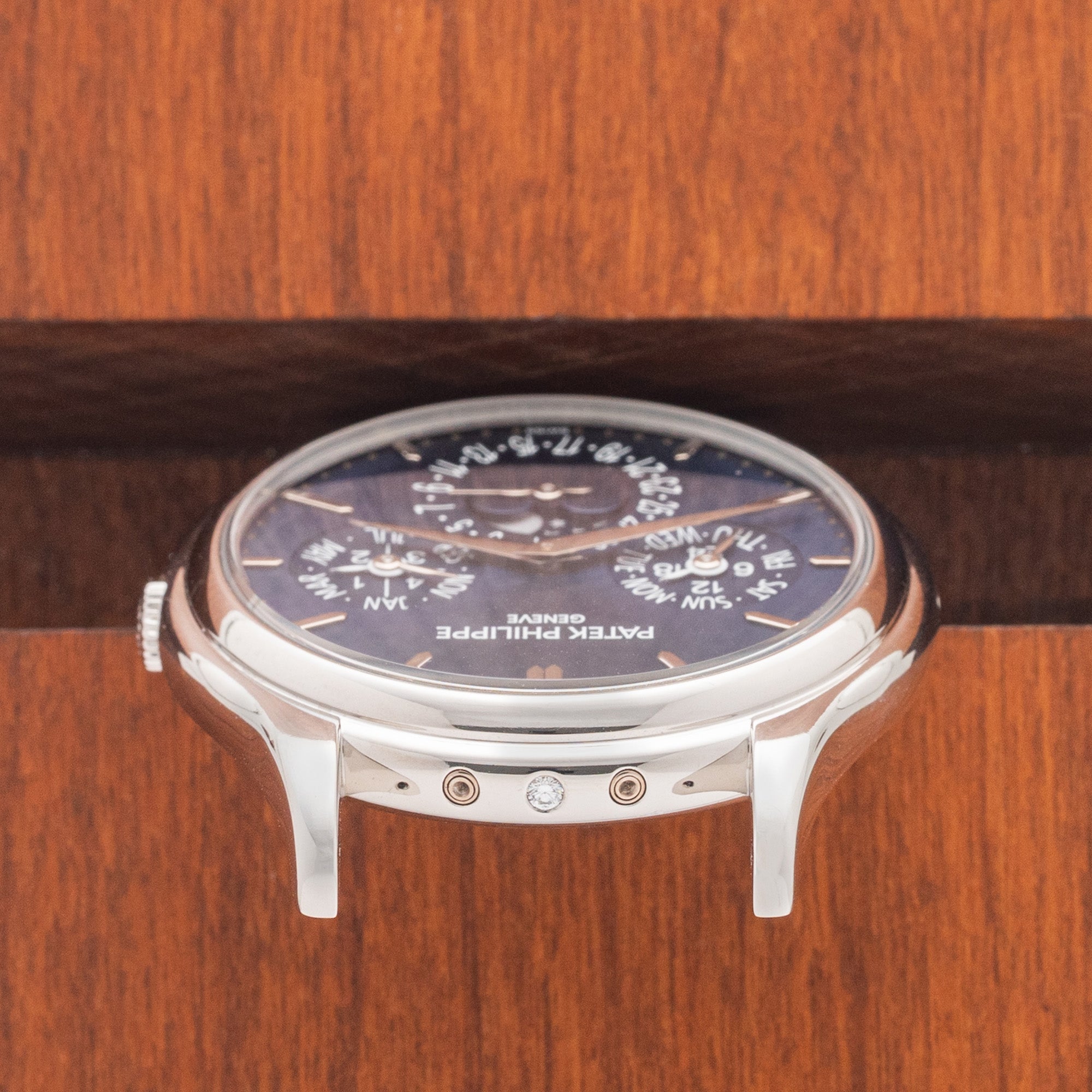 Patek Philippe Perpetual Calendar 5140P w/Blue Dial - Full Set