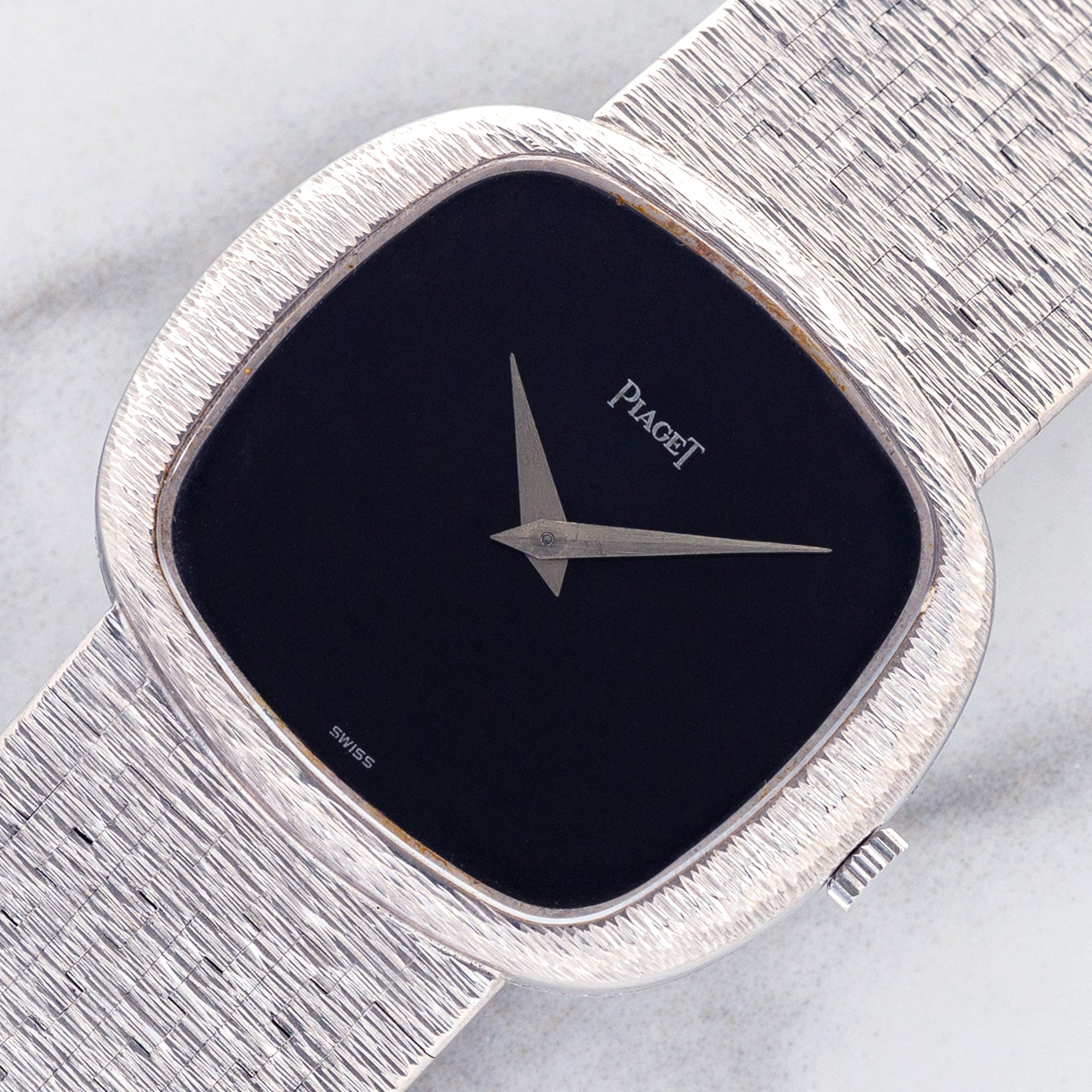Piaget 9453 w/Black Onyx Stone Dial - 18k White Gold - *Unpolished*