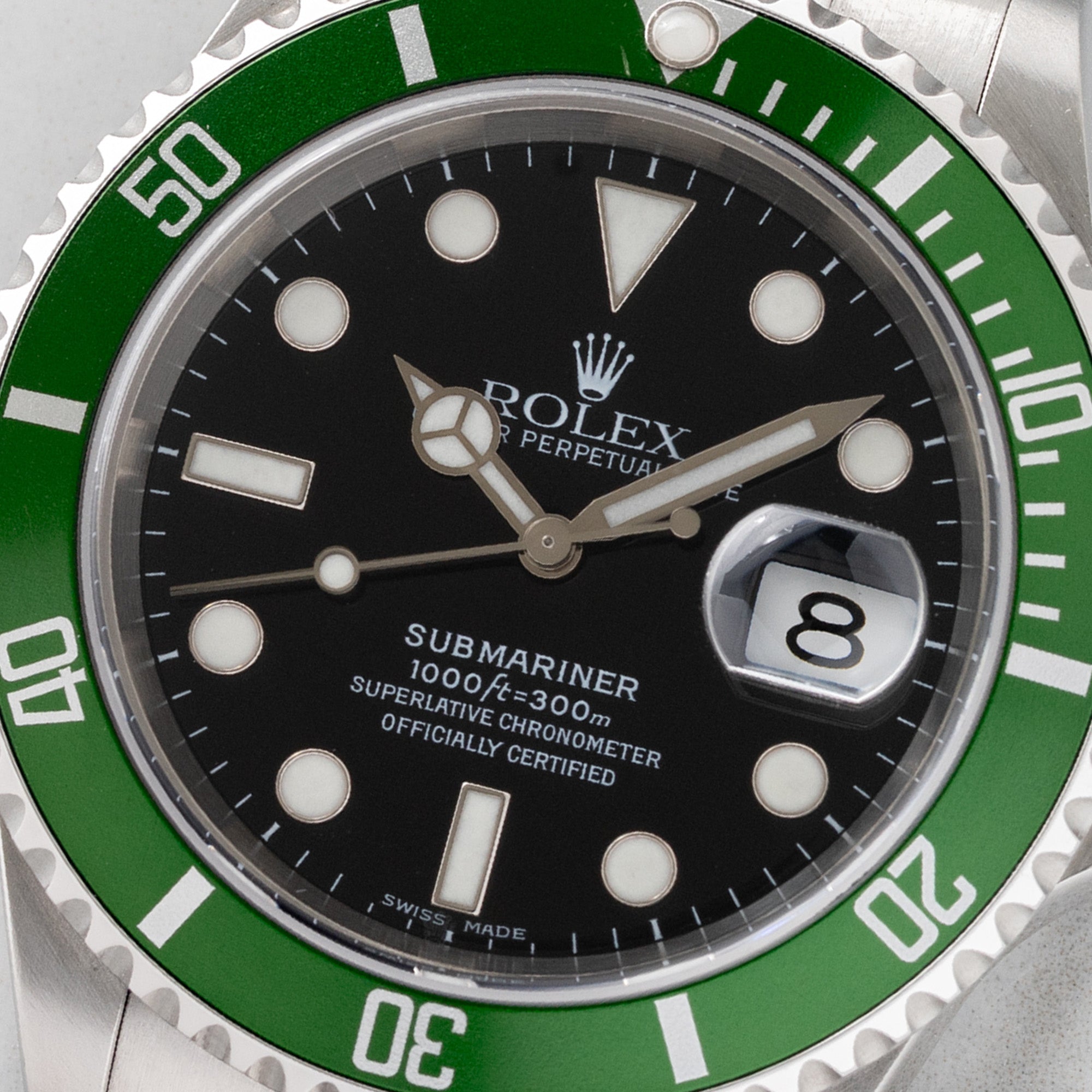 Rolex Anniversary Submariner 16610LV "Kermit Flat Four" - Box & Booklet
