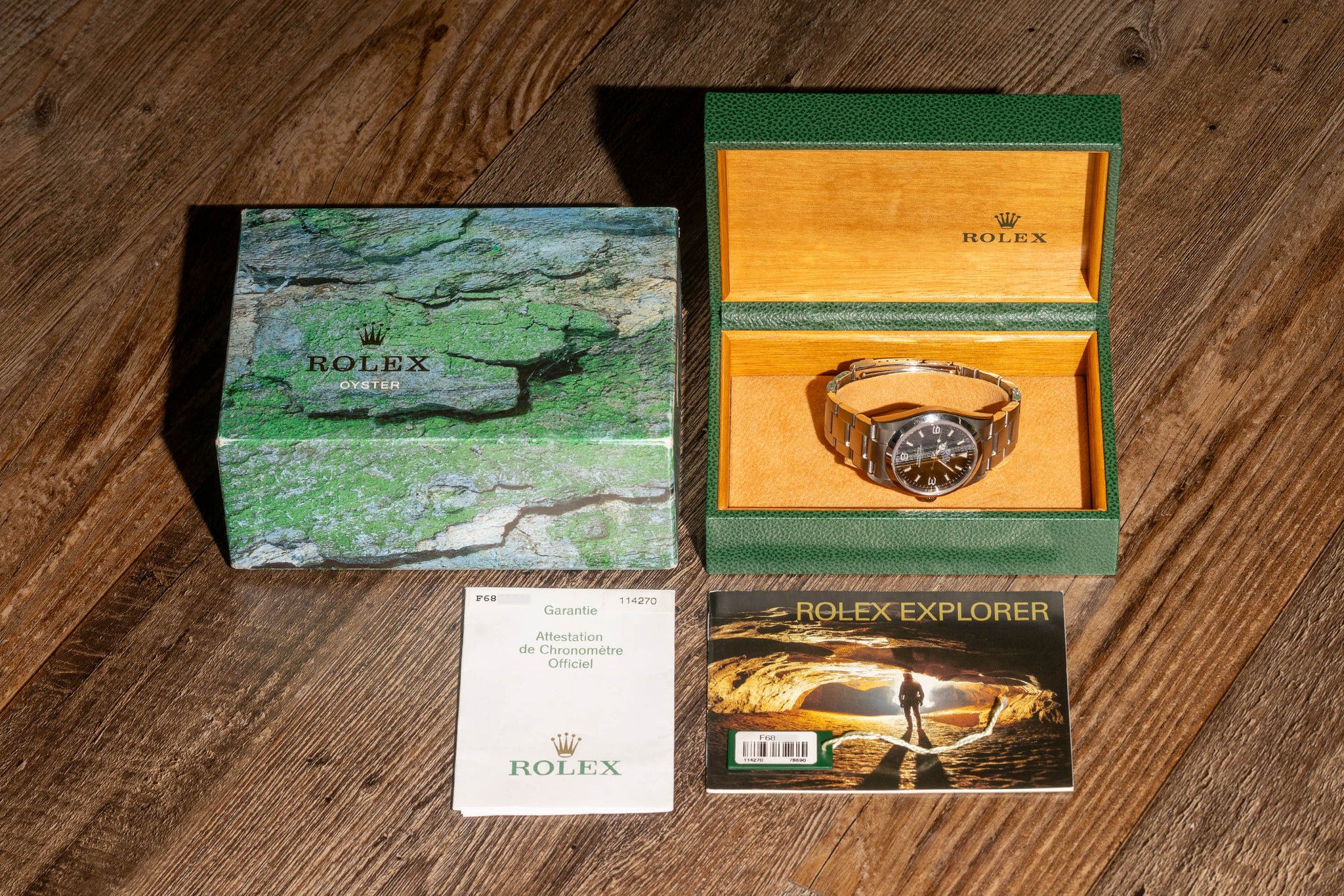 Rolex Explorer 1 - 114270  - Box & Papers