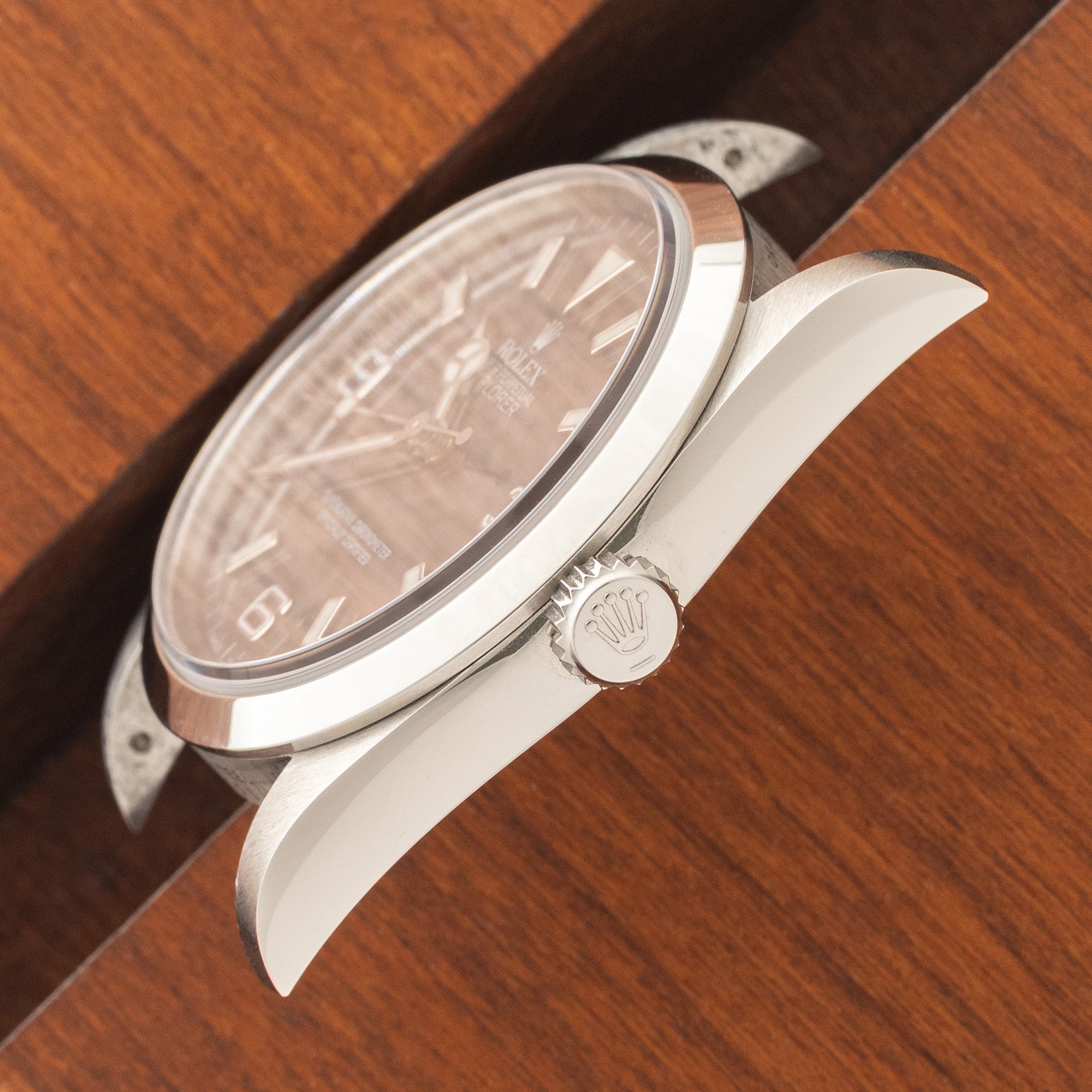 Rolex Explorer 1 - 114270  - Box & Papers