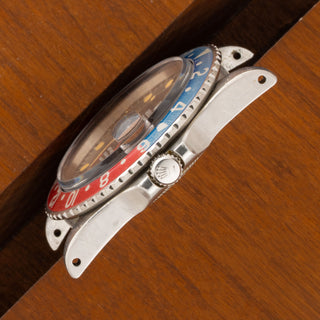Rolex GMT-Master II - 1675 "Pepsi" - *Unpolished*