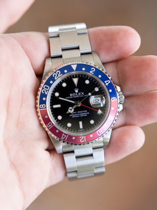 Rolex GMT-Master - 16700 "Raspberry Pepsi Swiss Only" - Full Set