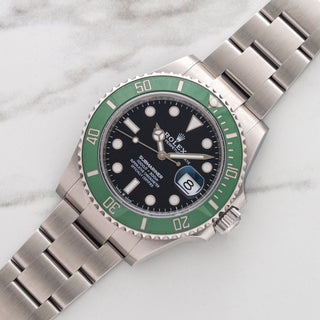 Rolex Submariner 126610LV - Full Set/Near Mint