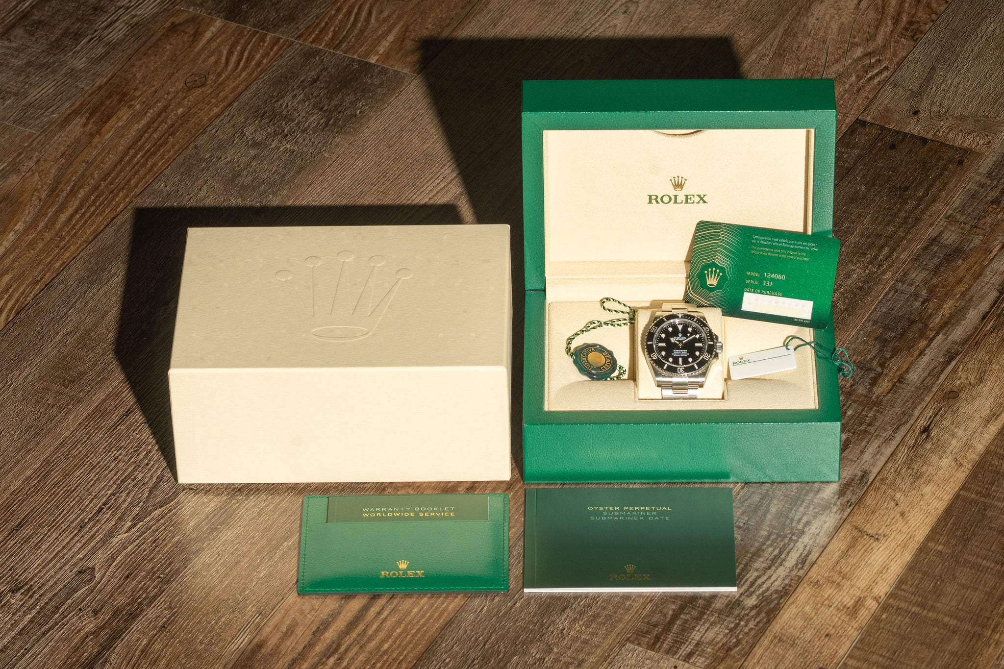 Rolex Submariner 124060 "No Date" - Full Set/*Unpolished*