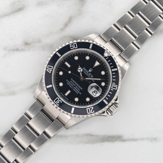 Rolex Submariner 16610 - Full Collector Set
