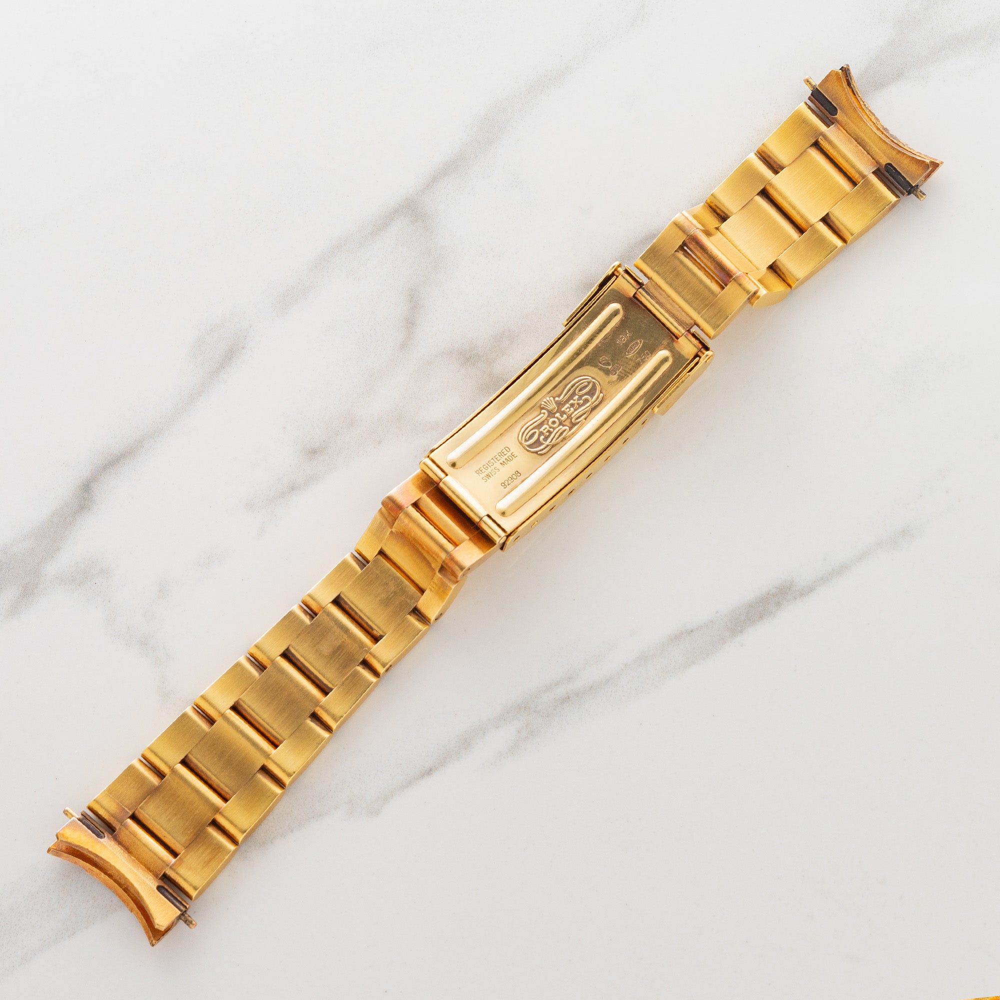 Rolex Submariner 16618 - 18k Yellow Gold