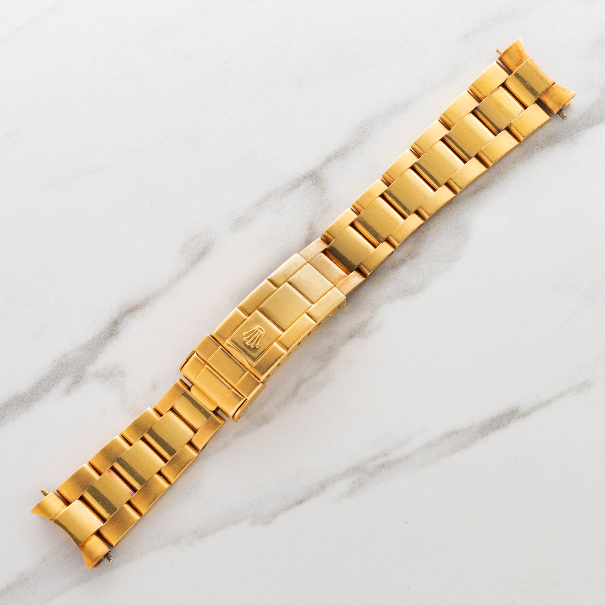 Rolex Submariner 16618 - 18k Yellow Gold