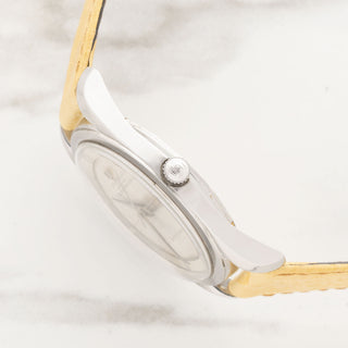 universal geneve polerouter date 204607 2-non luminous silver dial vintage watches collectors corner ny | Collectors Corner NY