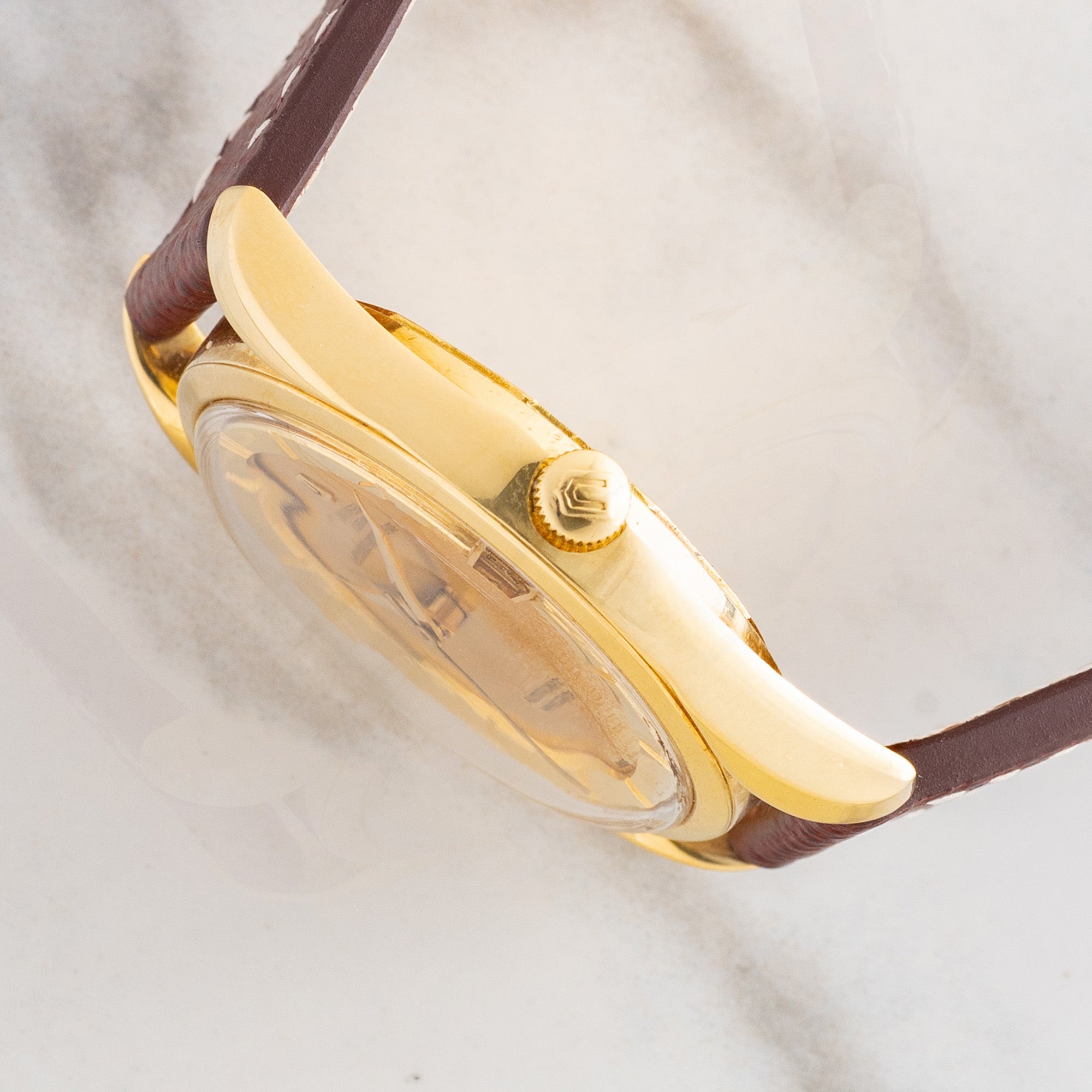 Universal Genève Polerouter Date Micro-Rotor - 18K Yellow Gold