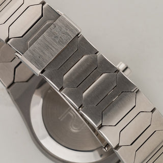 Close-up view of the stainless steel folding clasp on the Vacheron Constantin 222 integrated bracelet