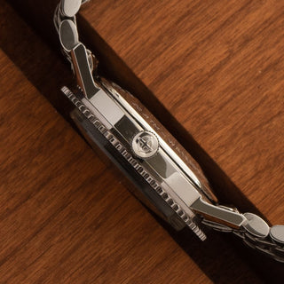 L.N.O.S. Zodiac Aerospace GMT World Time w/Bracelet/Box - 1970s