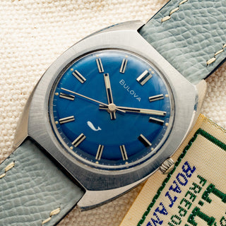 Bulova Sea King "Whale" - Stunning Blue Sunburst Dial - 1969