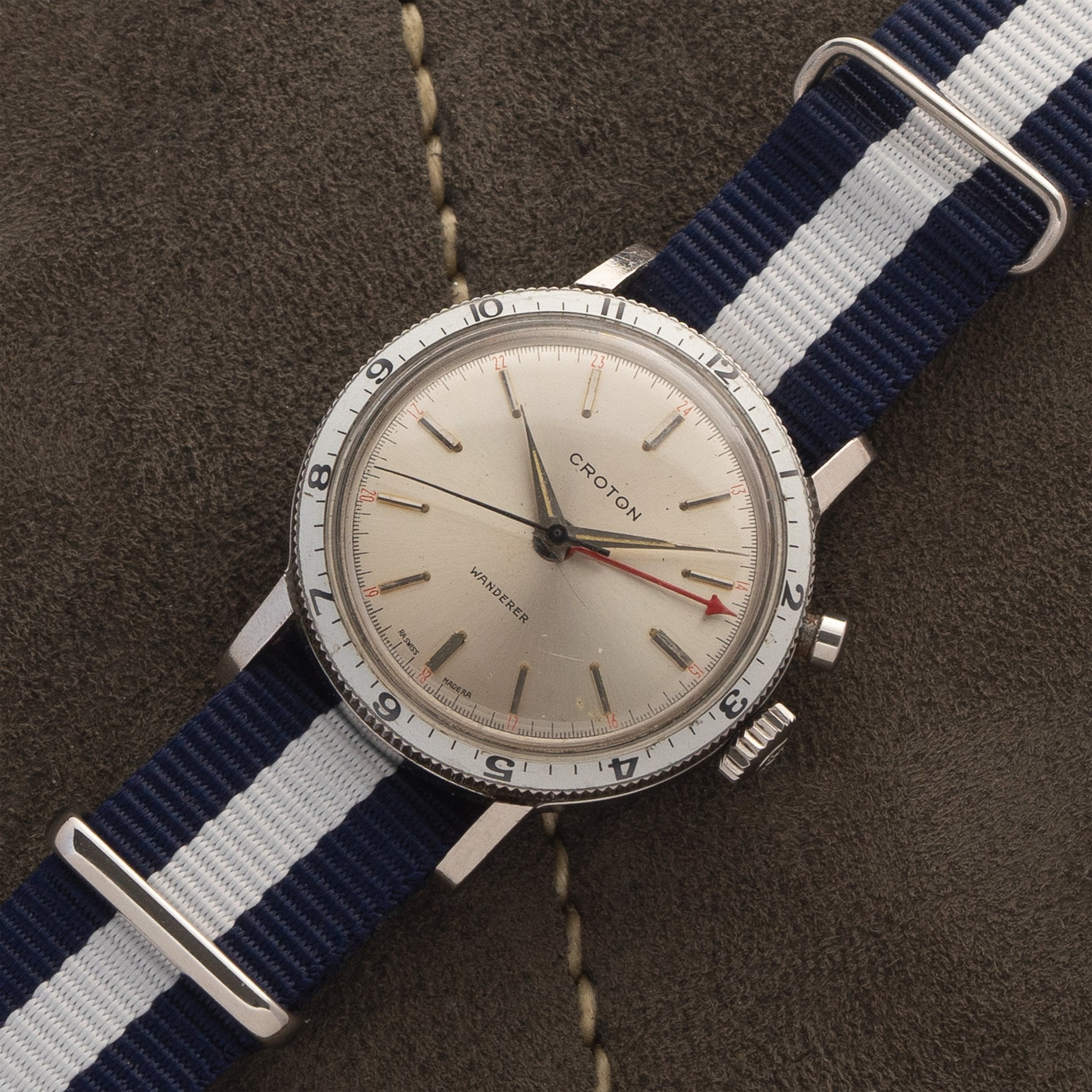 Croton/Nivada Grenchen Wanderer - Cal. 120 Alarm - 1960s