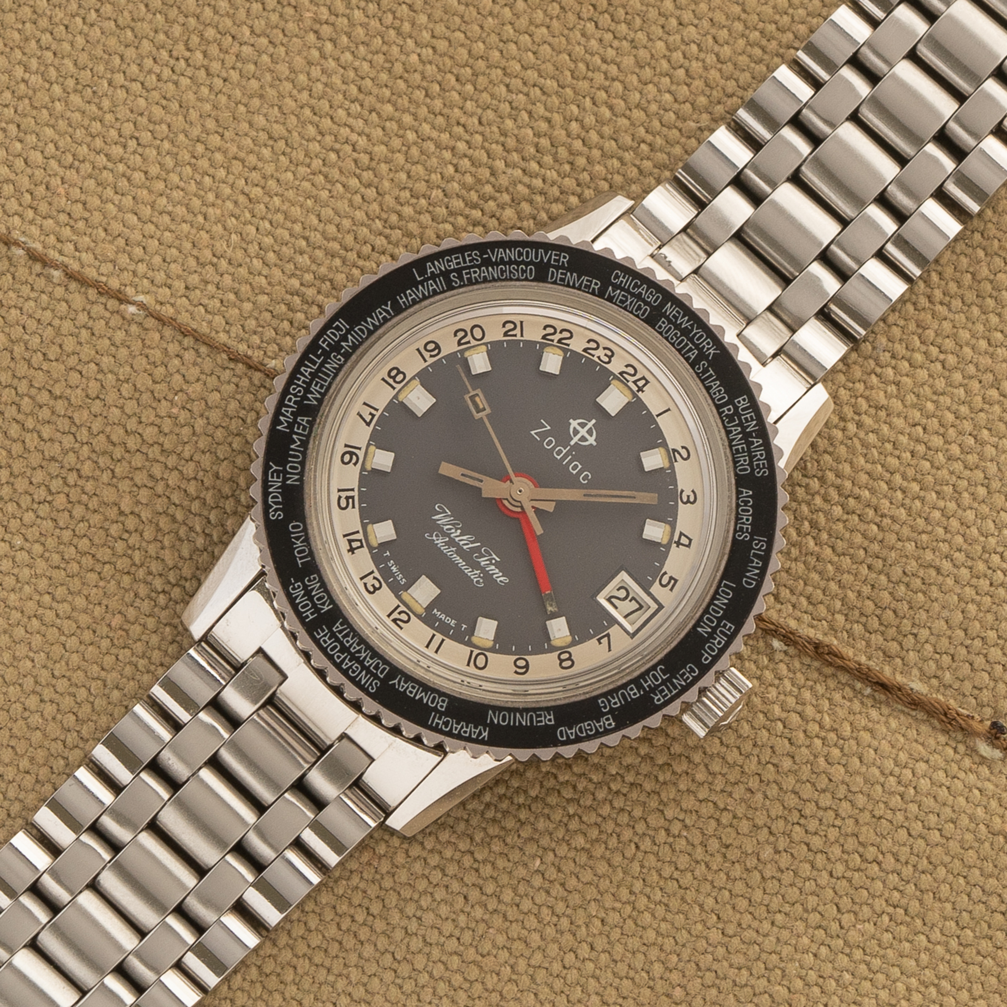 L.N.O.S. Zodiac Aerospace GMT World Time w/Bracelet/Box - 1970s