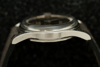 Universal Genève - Polerouter Date Microtor - No Lume - 1960s