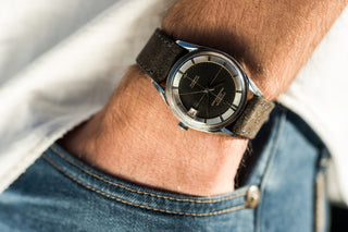 Universal Genève - Polerouter Date Microtor - No Lume - 1960s