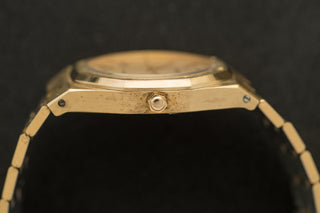 Bulova "Royal Oak" - w/Box/Full Links - 1979