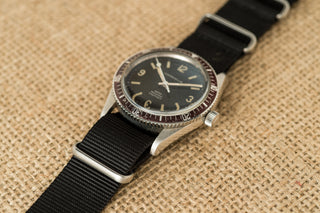 Bulova/Caravelle Sea Hunter - Faded Maroon Bezel - 1970
