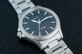 Sinn Perlmut - 566i - MOP Dial - Modern